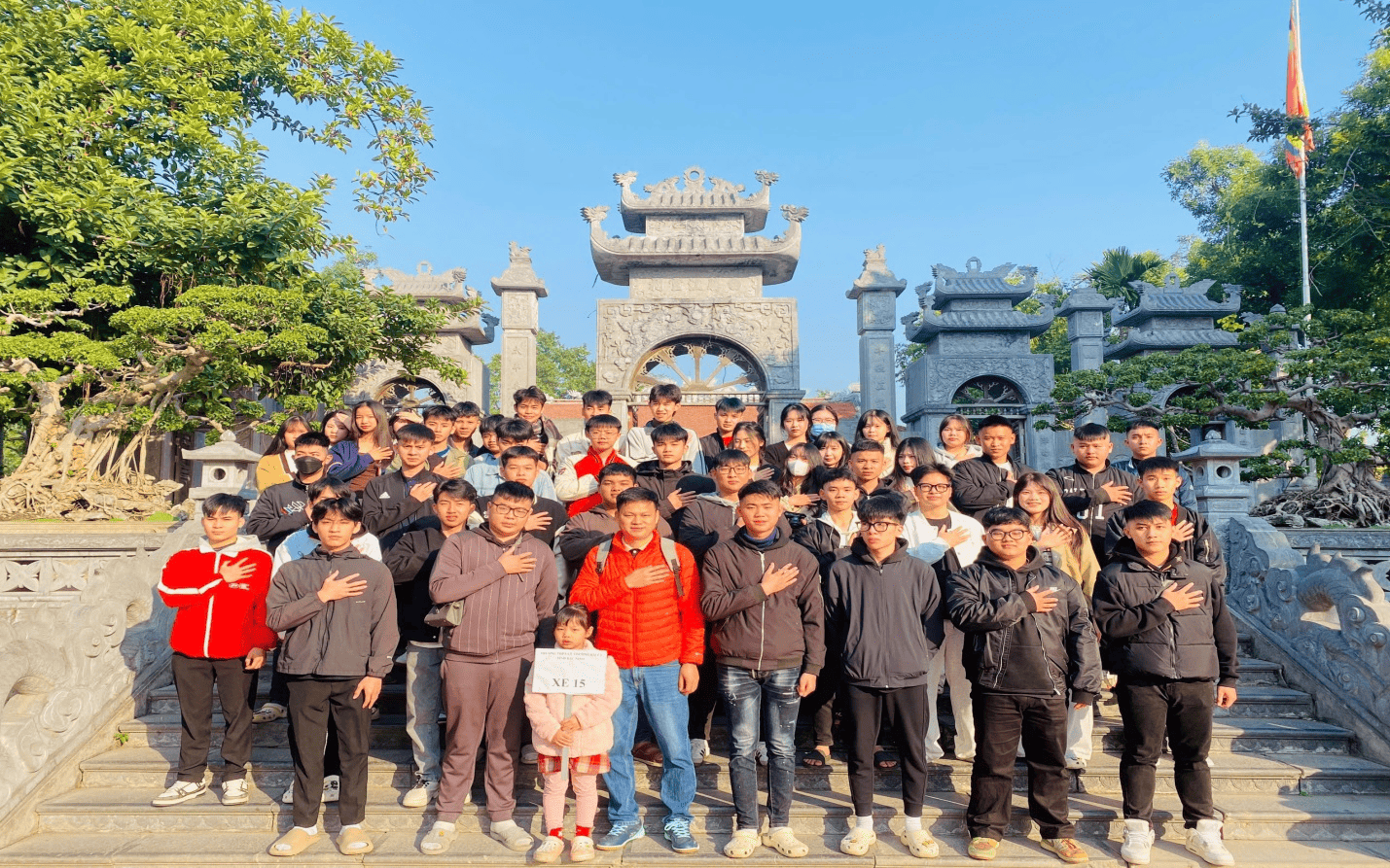 TRƯỜNG THPT LÝ THƯỜNG KIỆT SỐ 1 TỔ CHỨC TỐT HOẠT ĐỘNG TRẢI NGHIỆM GÓP PHẦN THỰC HIỆN CHƯƠNG TRÌNH...